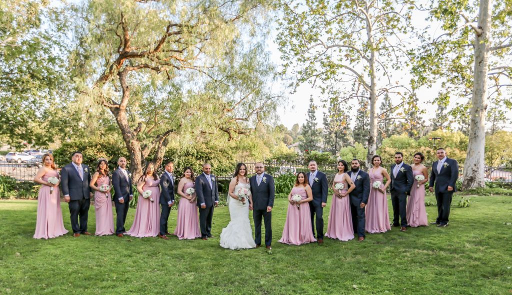 Wedding Entourage - 8 groomsmen 8 bridesmaids
