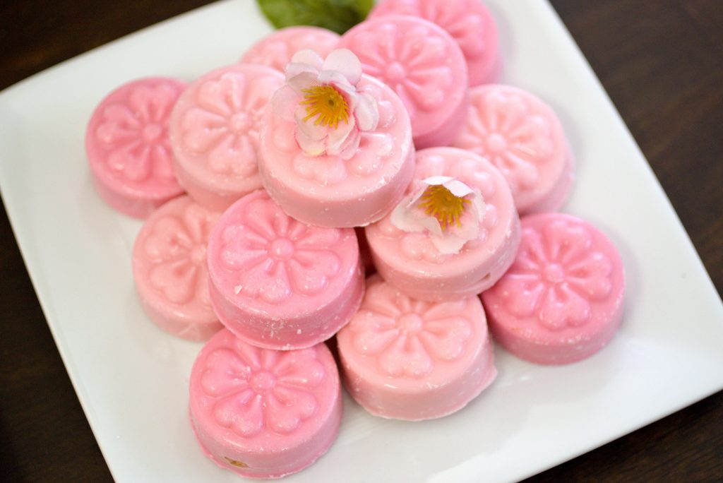 Cherry Blossom Dessert Pink Dipped Oreo
