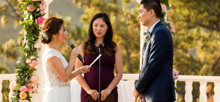 10 Tips for Friend Wedding Officiants