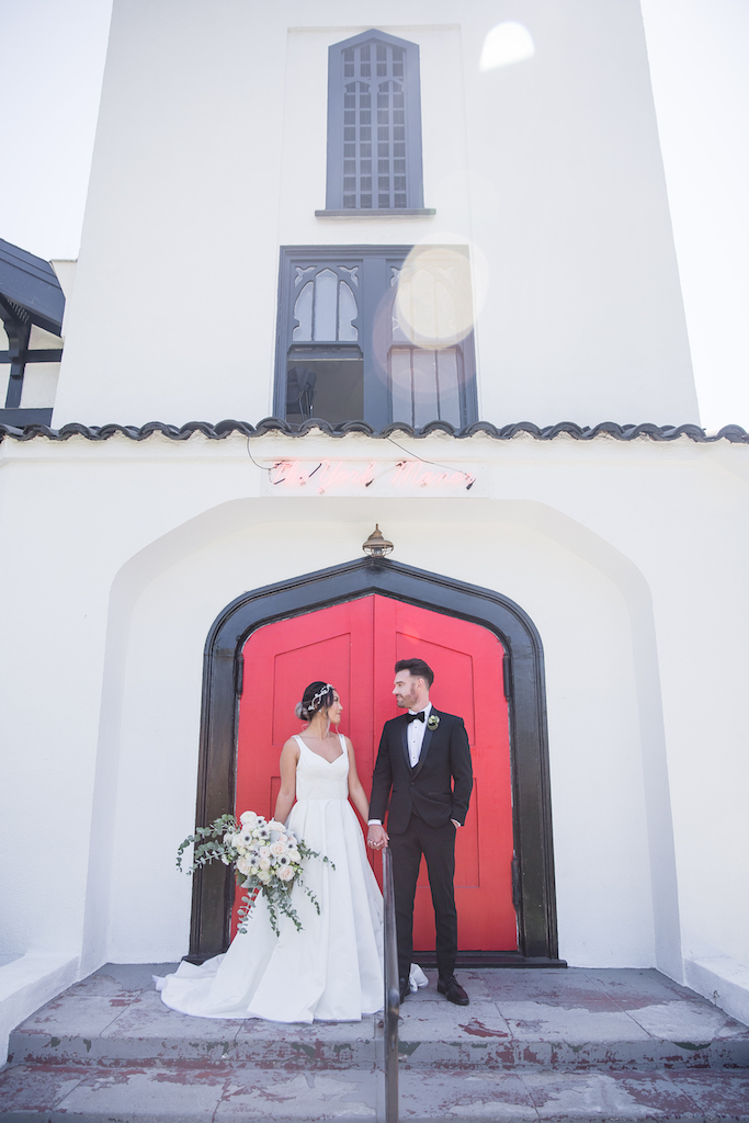 Contemporary Art Inspired Wedding at The York Manor

Photo By: LXN Photography
